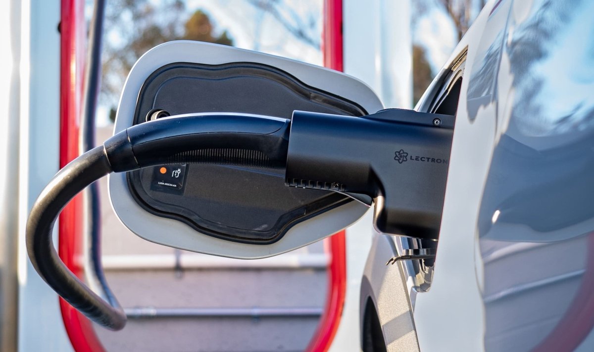 Volvo & Polestar EVs Can Now Access 25,000+ Superchargers with the Lectron Vortex Plug